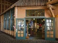 Old Faithful Lodge Cabin Exterior photo