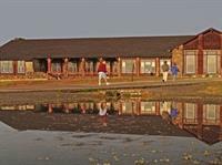 Old Faithful Lodge Cabin Exterior photo